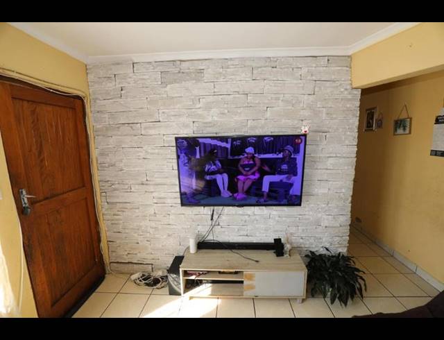 3 BEDROOM TOWNHOUSE FOR SALE IN BERKSHIRE DOWNS